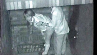 Krasen vroče rit piščanec oblačenje in draženje