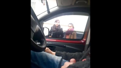 Naivno dekle naredi veliko napako, ko se odloči zajebati s črncem