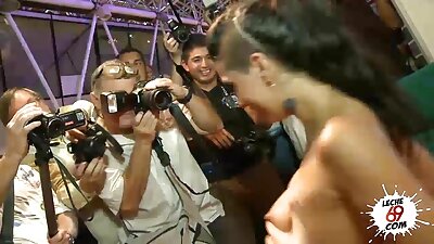 Vroče najstnice, ki jih je zajebal prijatelj umazanih očetov